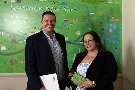 Matthew Guy and Stefanie Keegan - photo